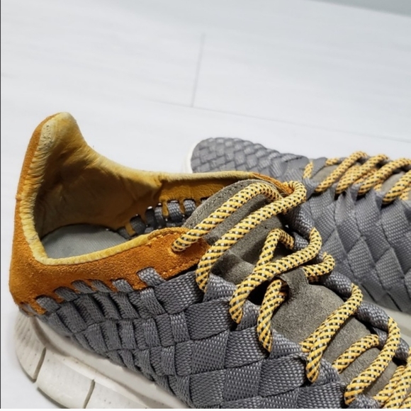 RARE! NIKE woven Sneakers - Picture 8 of 8